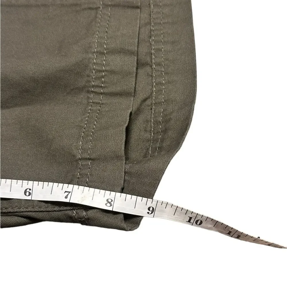 Wrangler Green Utility Cargo Shorts Men’s Size 42 Built in Belt Outdoors Hiking